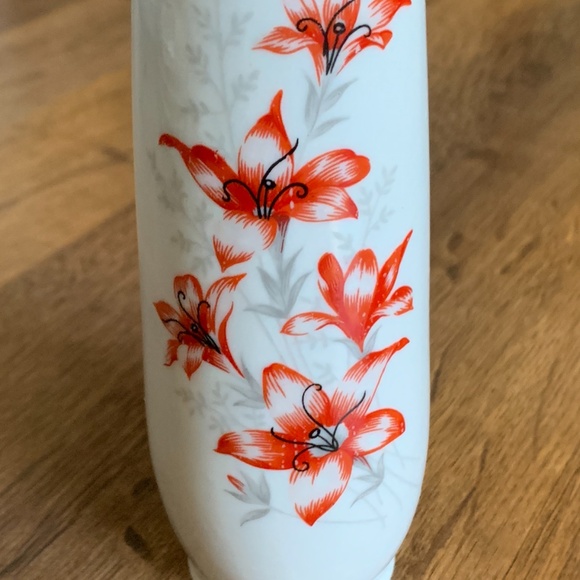 60s Japanese Floral Vase - Picture 3 of 9